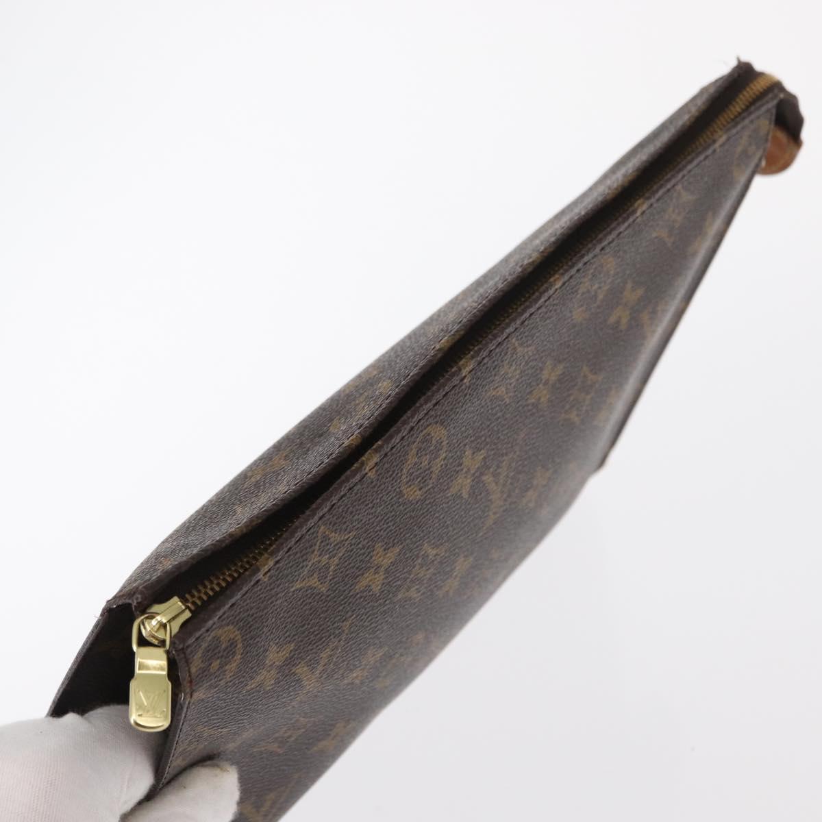 LOUIS VUITTON Monogram Poche Toilette 26 Pouch M47542 LV Auth 155004