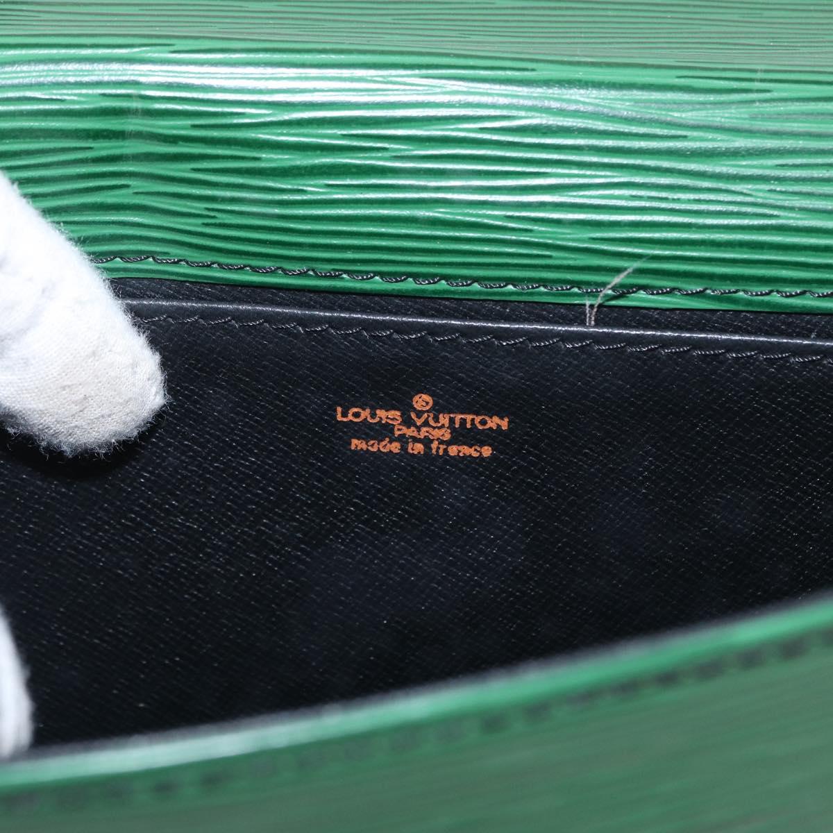 LOUIS VUITTON Epi Jena Clutch Bag Green M52724 LV Auth 155008