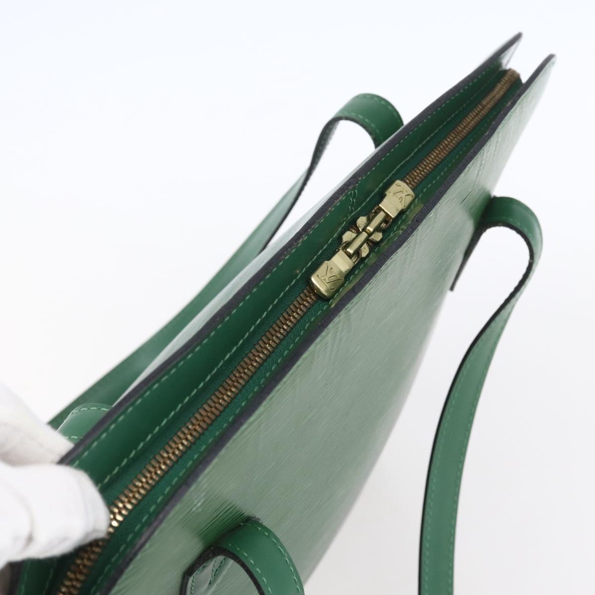 LOUIS VUITTON Epi Lussac Shoulder Bag Green M52284 LV Auth 155025