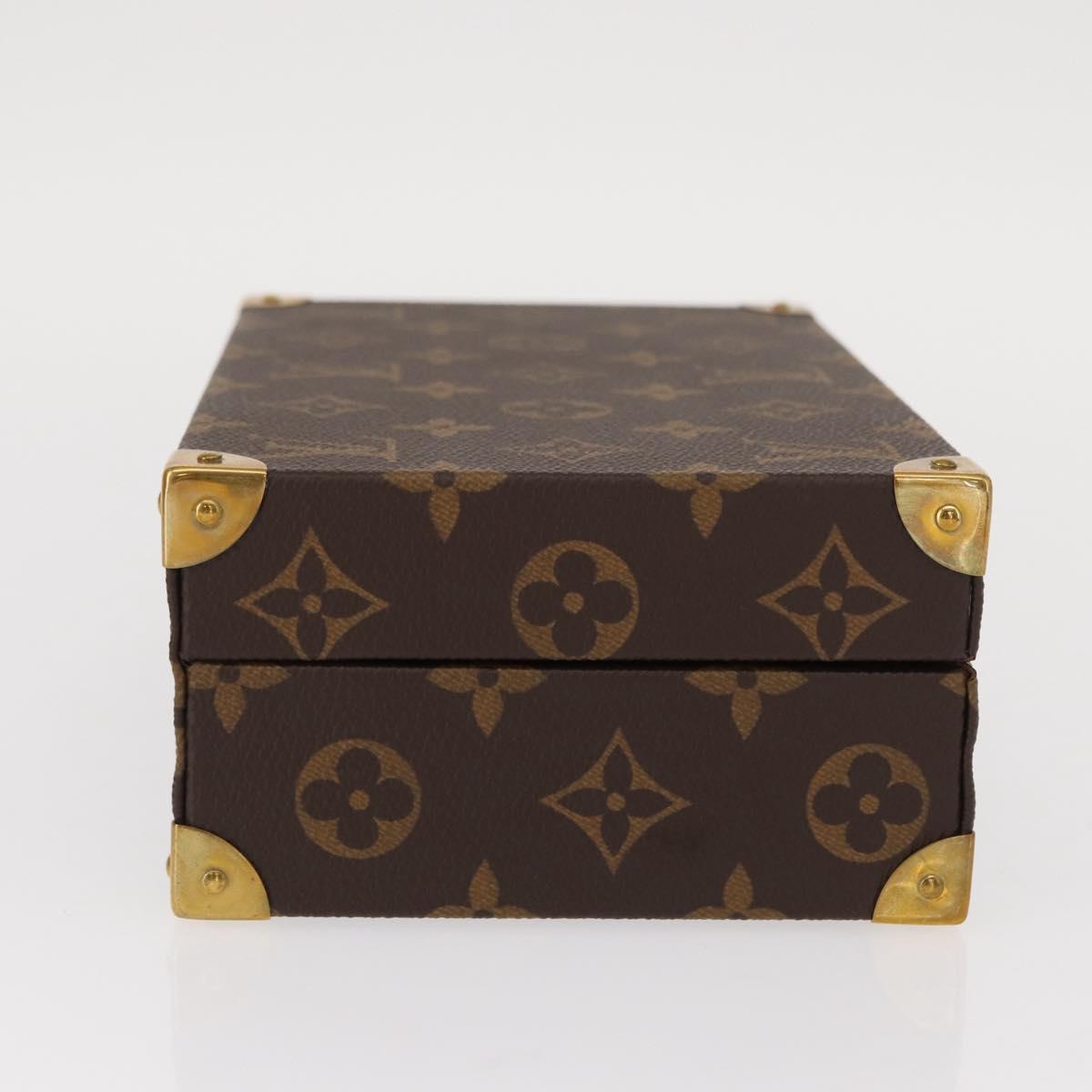 LOUIS VUITTON Monogram Coffret Domino Set Domino Clear LV Auth 155106SM