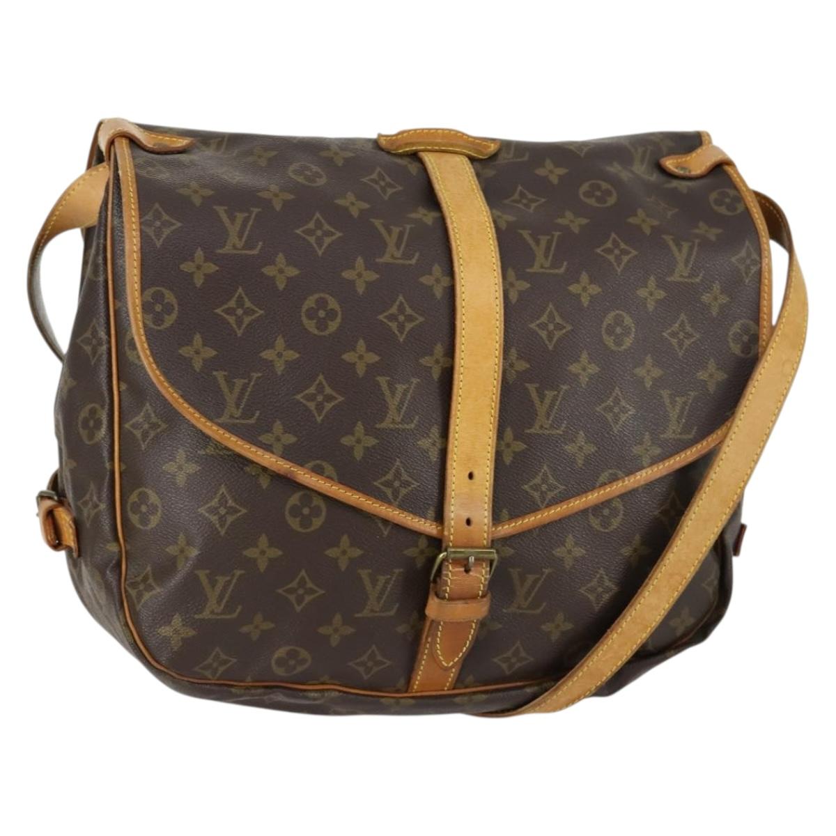 LOUIS VUITTON Monogram Saumur 35 Shoulder Bag M42254 LV Auth 155140