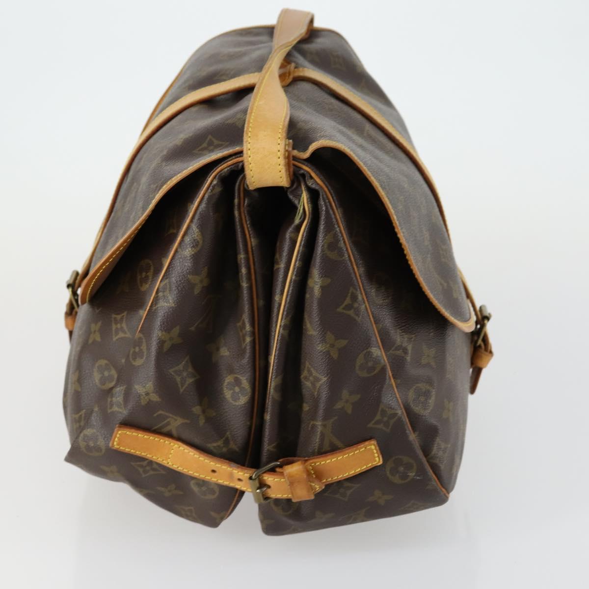 LOUIS VUITTON Monogram Saumur 35 Shoulder Bag M42254 LV Auth 155140