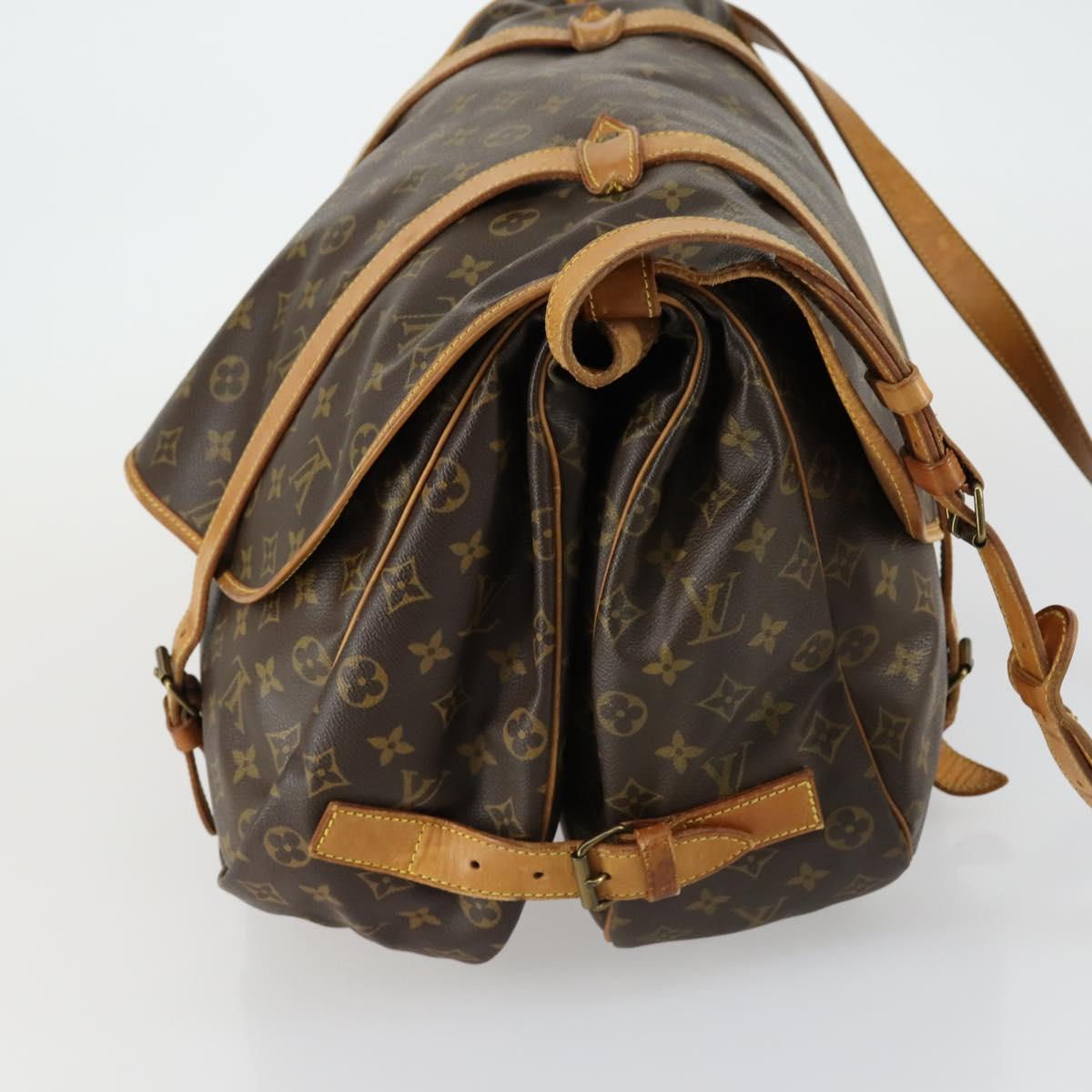 LOUIS VUITTON Monogram Saumur 43 Shoulder Bag M42252 LV Auth 155153