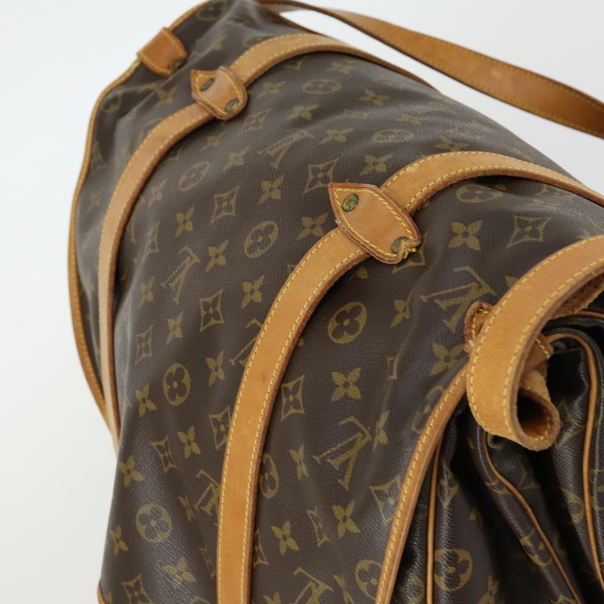LOUIS VUITTON Monogram Saumur 43 Shoulder Bag M42252 LV Auth 155153