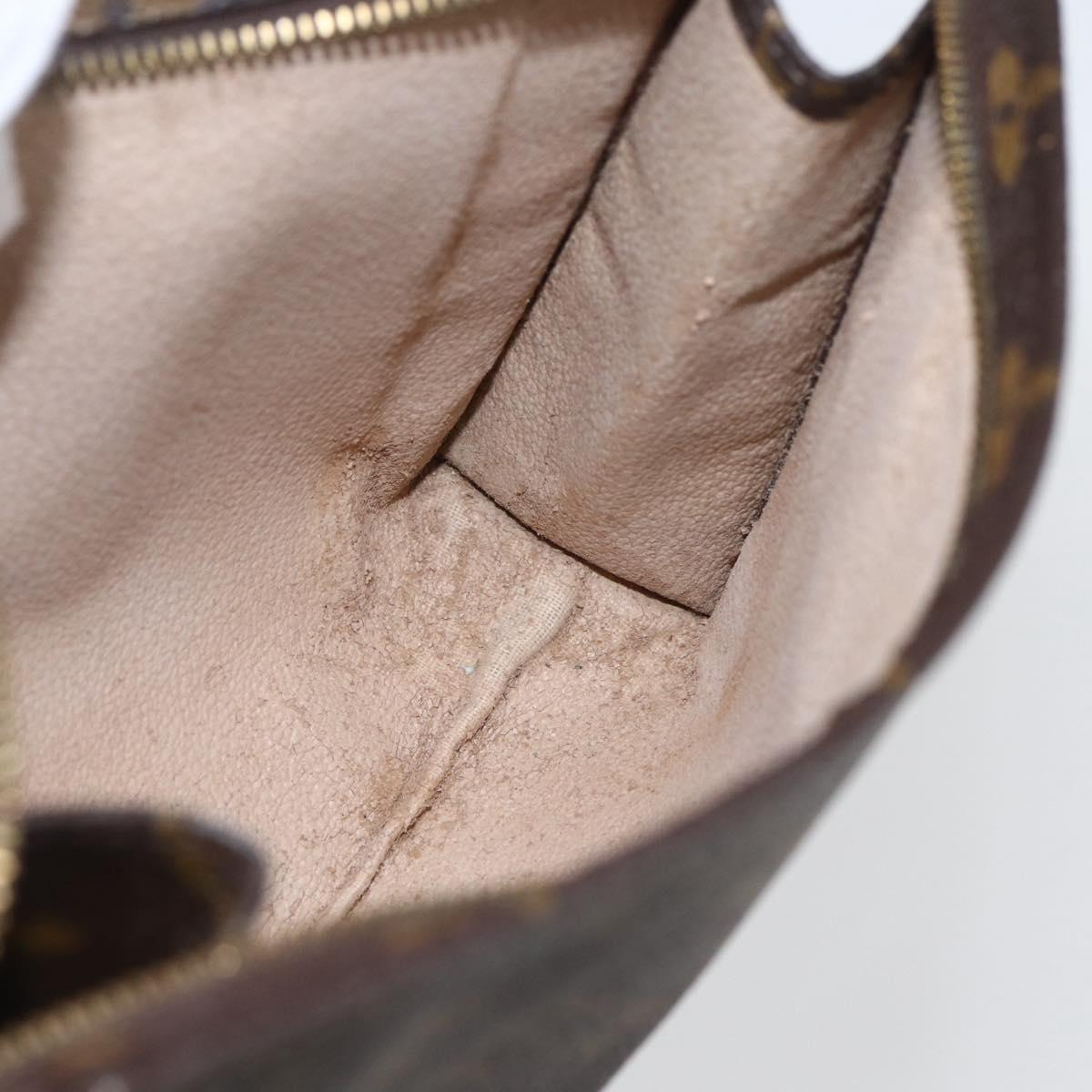 LOUIS VUITTON Monogram Poche Toilette 19 Pouch M47544 LV Auth 155404