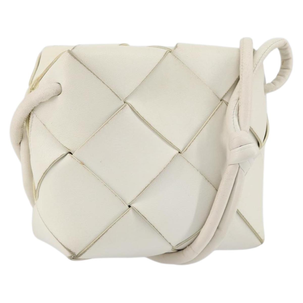 BOTTEGA VENETA MAXI INTRECCIATO Cassette Mini Bag Leather White Gold Auth 155708