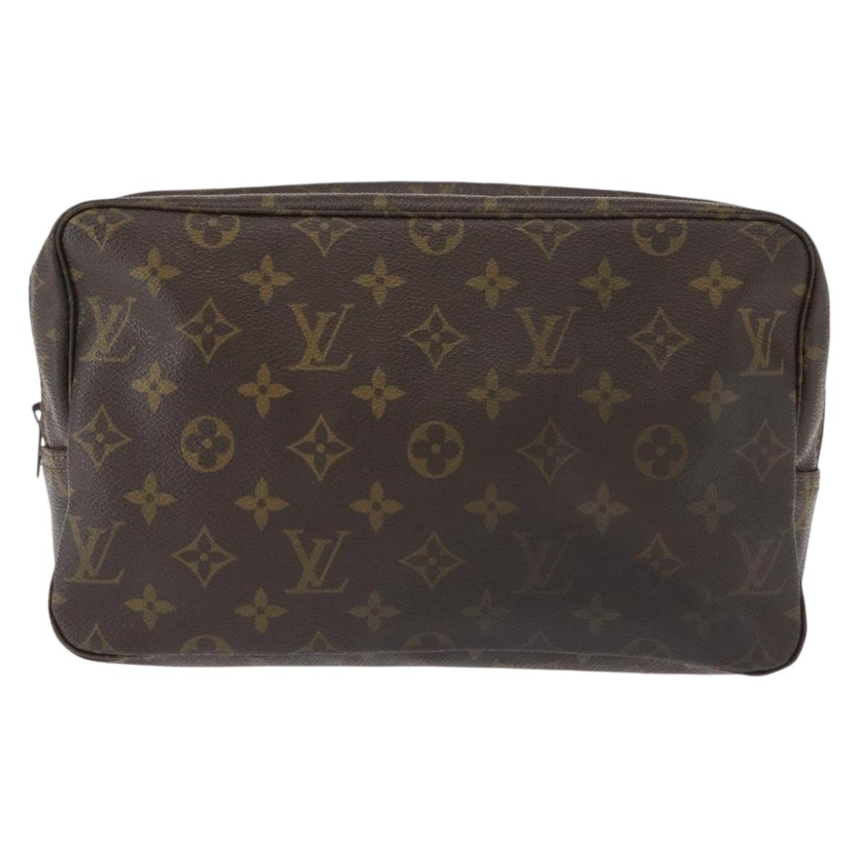 LOUIS VUITTON Monogram Trousse Toilette 28 Clutch Bag M47522 LV Auth 155906