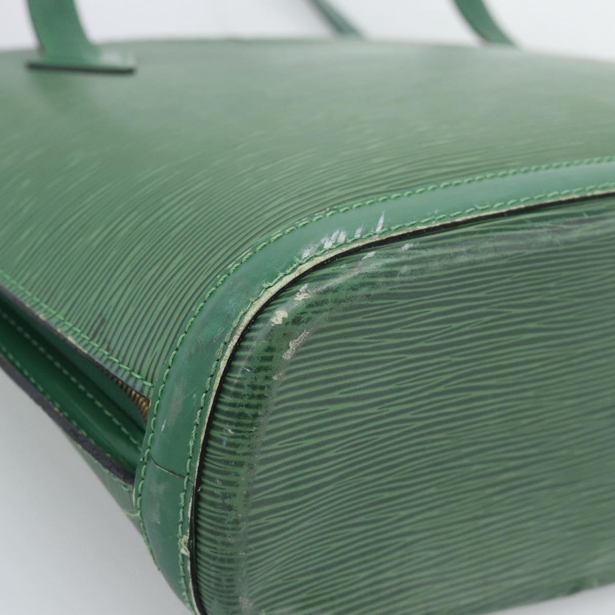 LOUIS VUITTON Epi Lussac Shoulder Bag Green M52284 LV Auth 155920