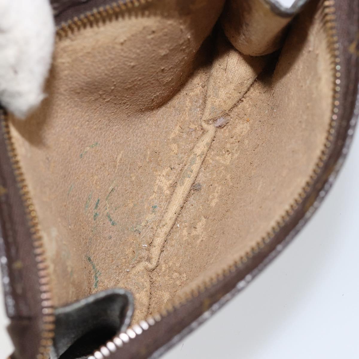 LOUIS VUITTON Monogram Poche Toilette 15 Pouch M47546 LV Auth 156074