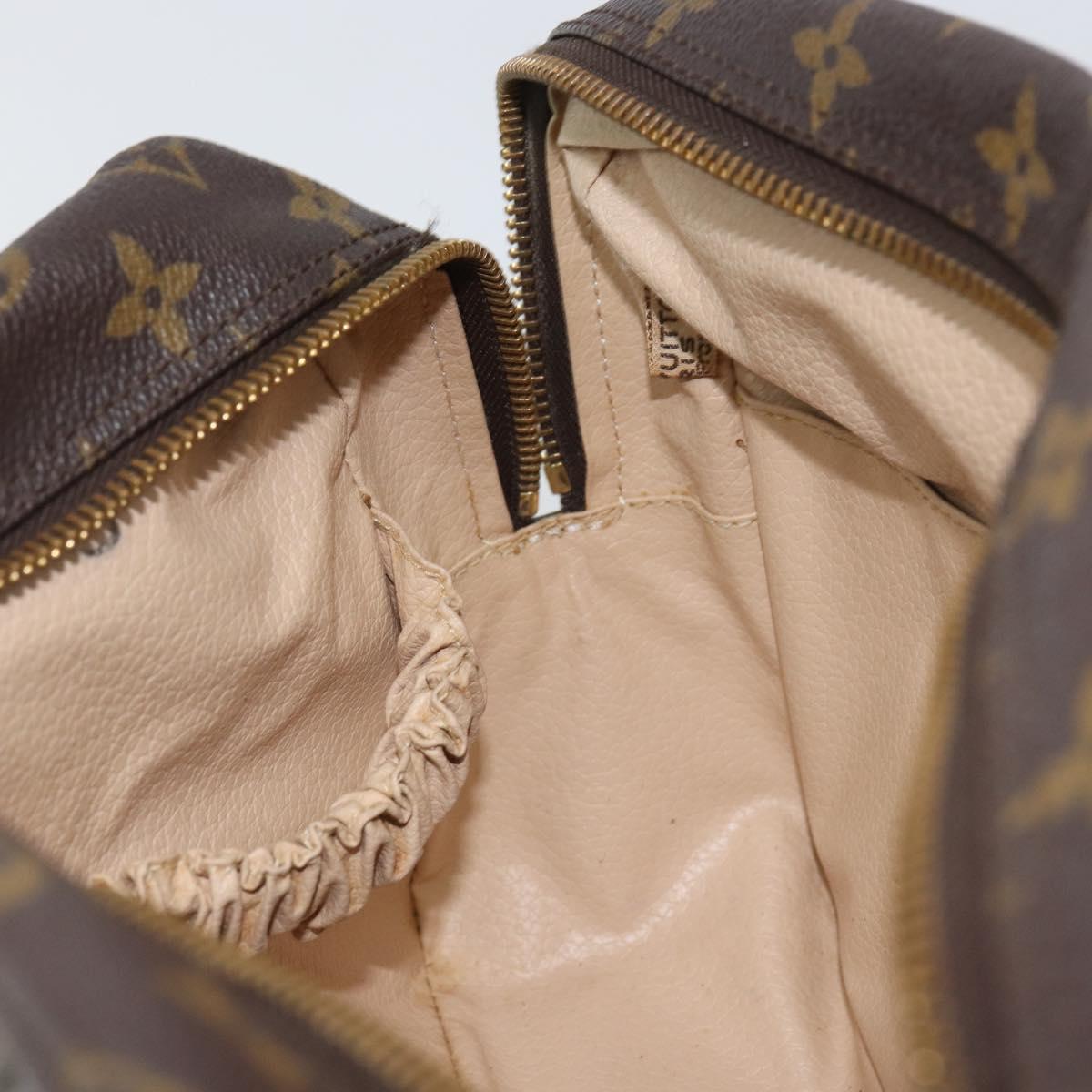 LOUIS VUITTON Monogram Trousse Toilette 28 Clutch Bag M47522 LV Auth 156209