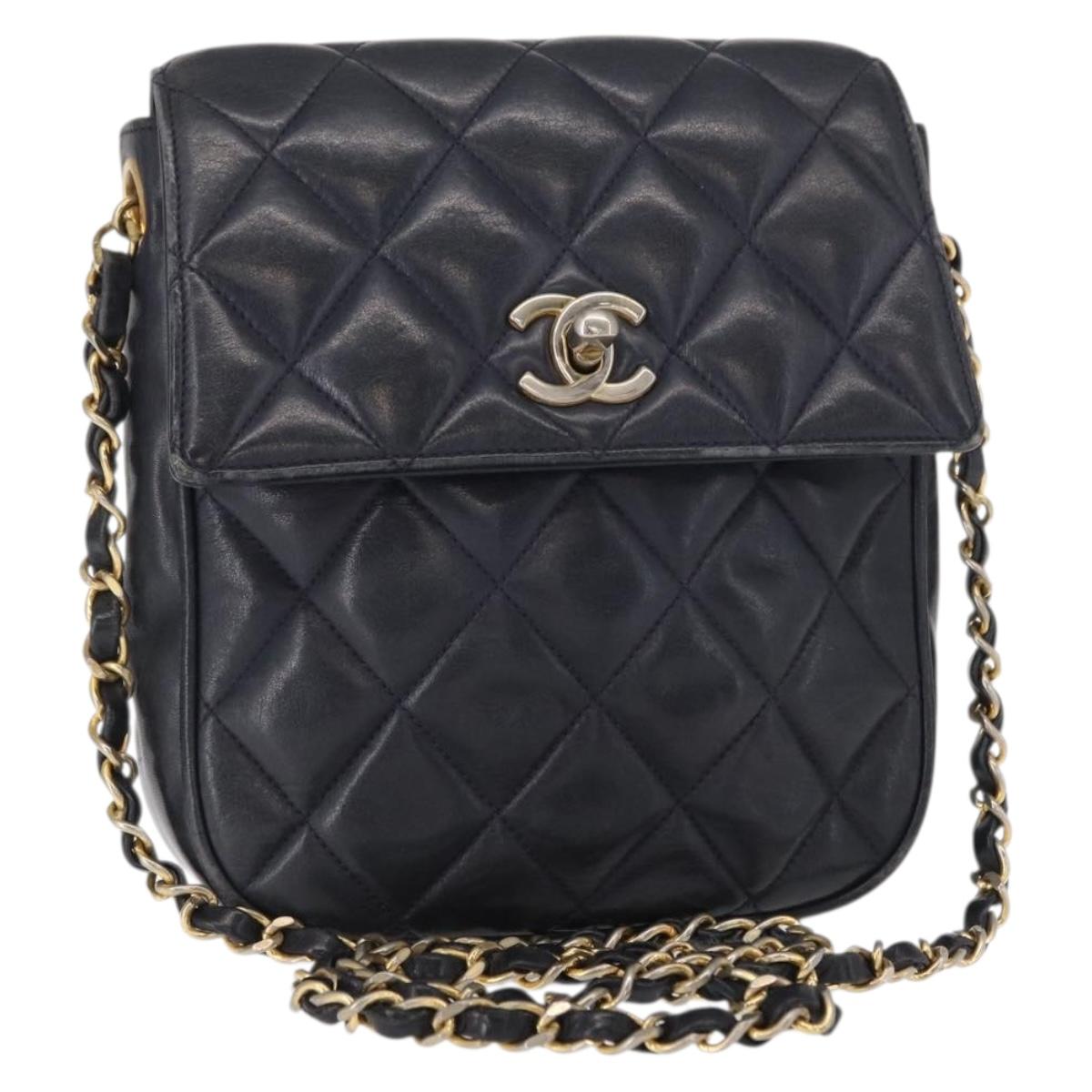 CHANEL Matelasse Chain Shoulder Bag Lamb Skin Navy Gold CC Auth 156505