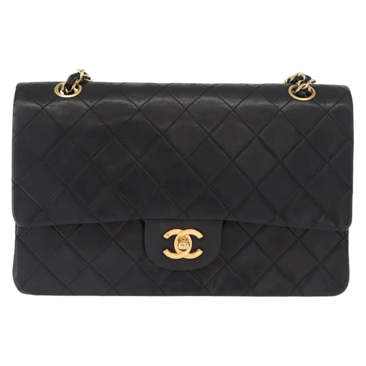 CHANEL Matelasse 25 Double Flap Chain Bag Lamb Skin Black Gold CC Auth 156636SAV