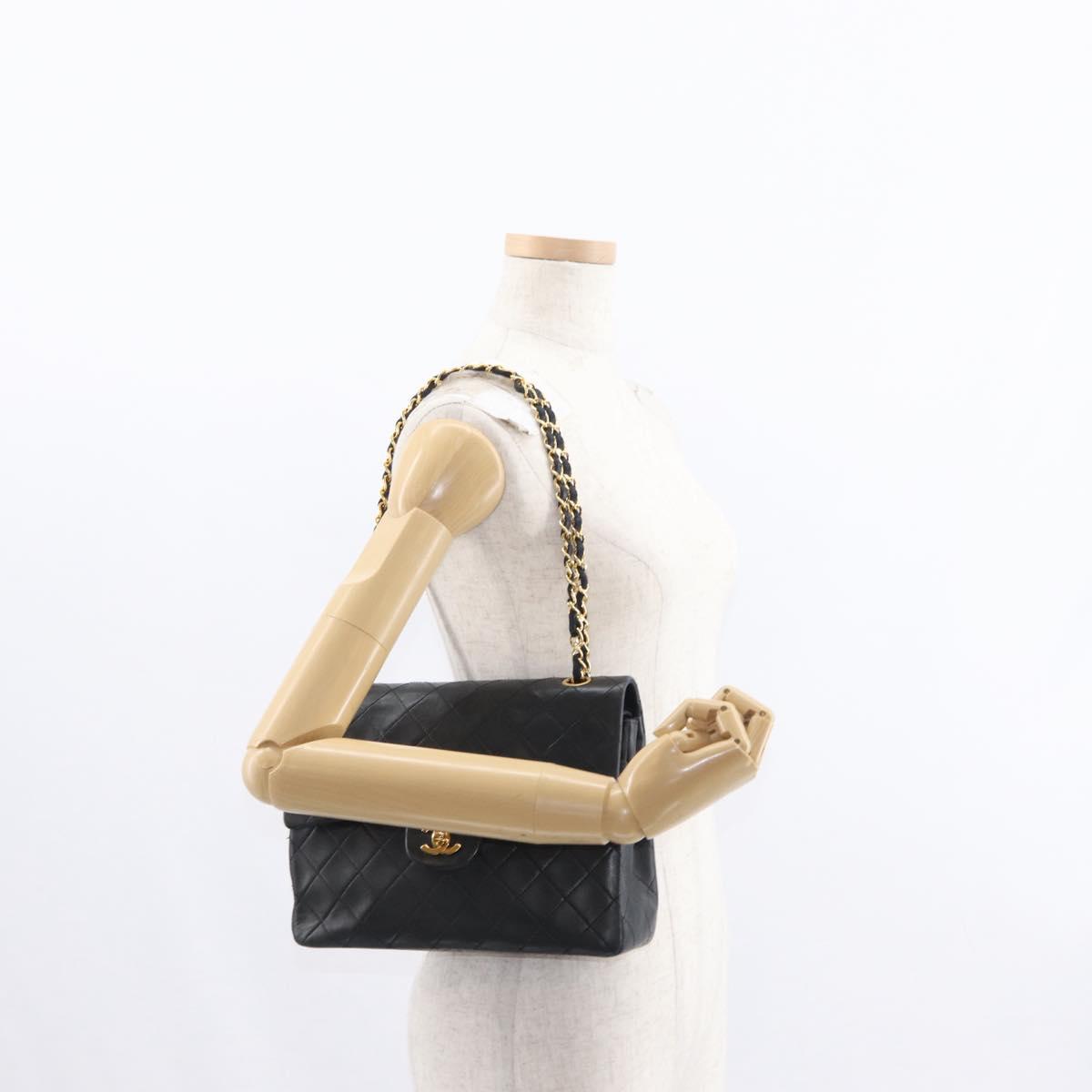 CHANEL Matelasse 25 Double Flap Chain Bag Lamb Skin Black Gold CC Auth 156638SAV