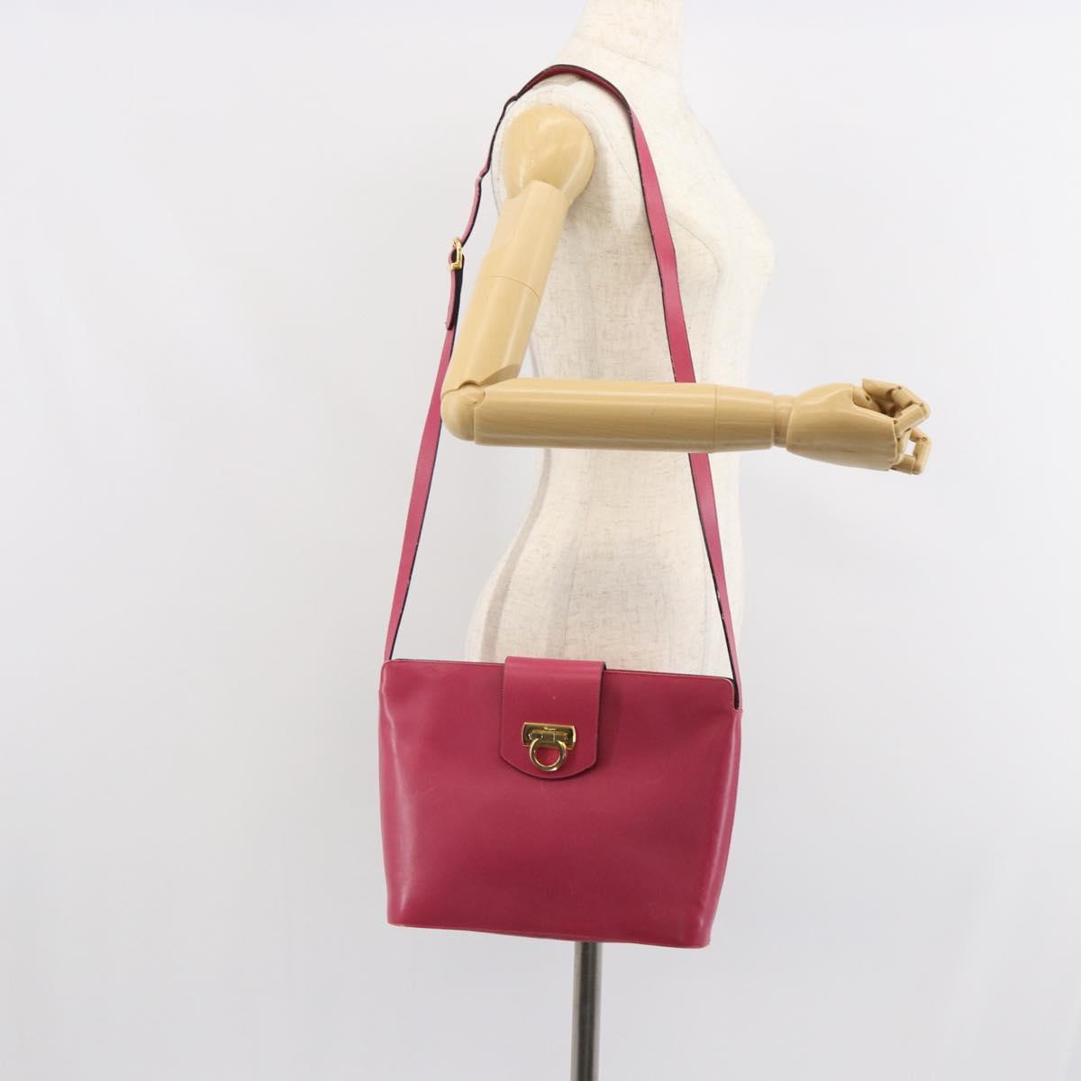 Salvatore Ferragamo Gancini Shoulder Bag Leather Pink Gold Auth 156730