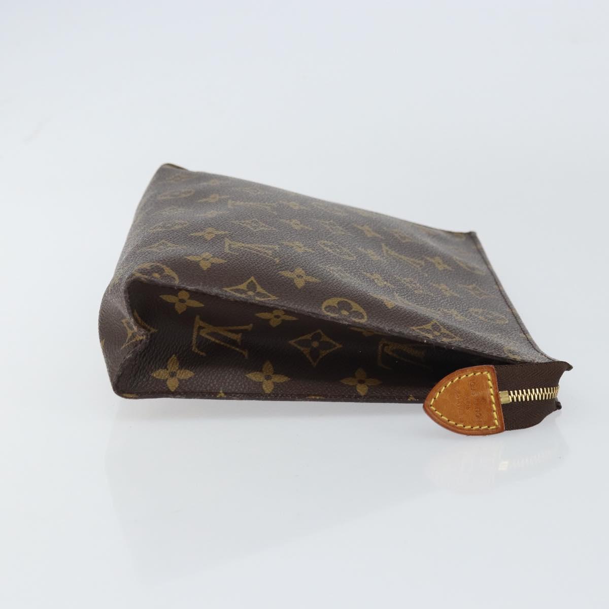 LOUIS VUITTON Monogram Poche Toilette 26 Pouch M47542 LV Auth 156755