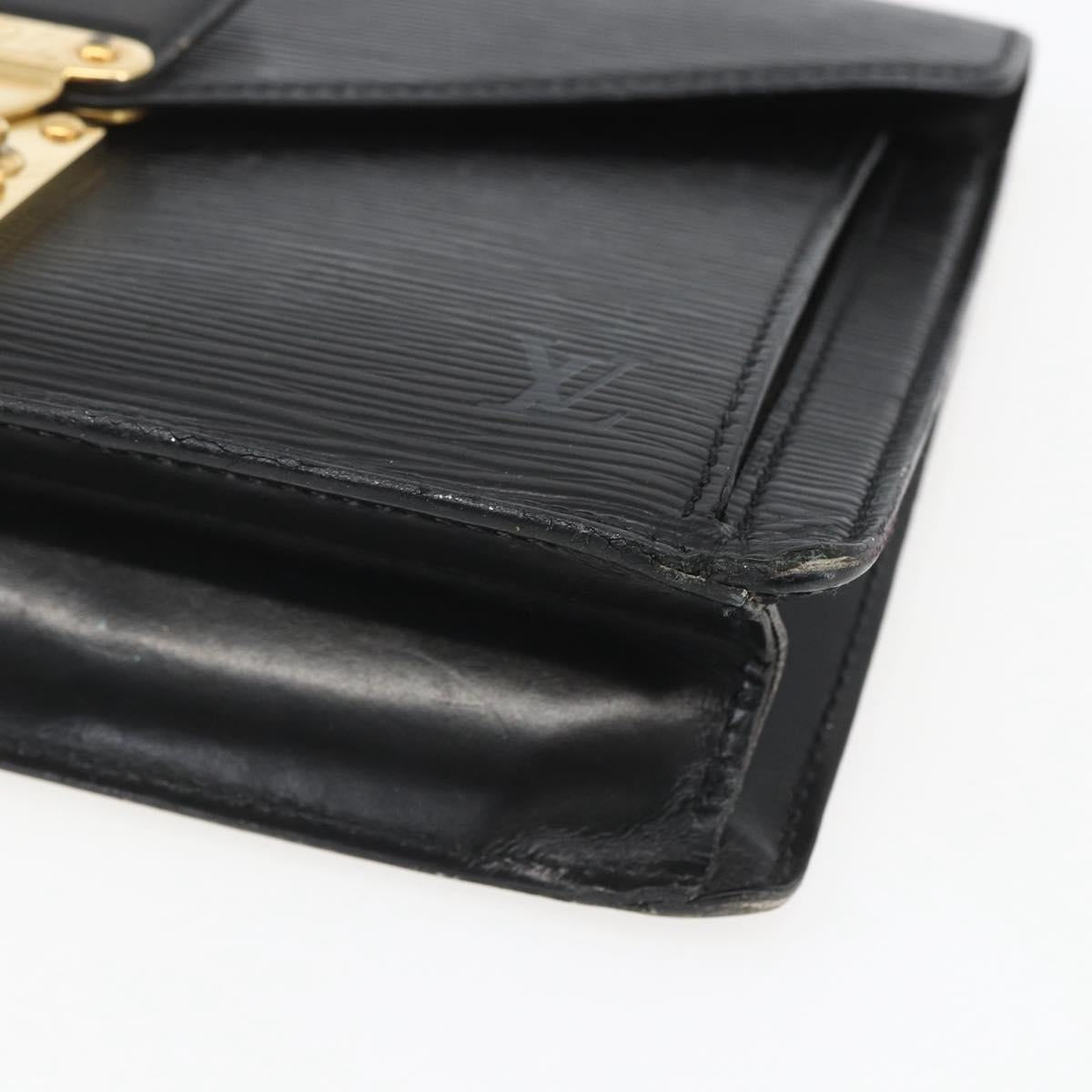 LOUIS VUITTON Epi Serie Dragonne Clutch Bag Black Noir M52612 LV Auth 156992