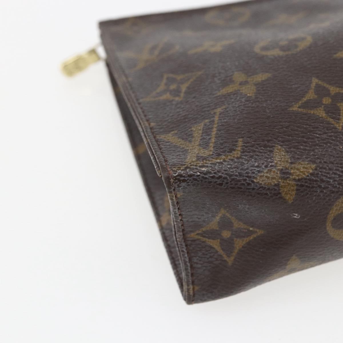 LOUIS VUITTON Monogram Poche Toilette 19 Pouch M47544 LV Auth 157064
