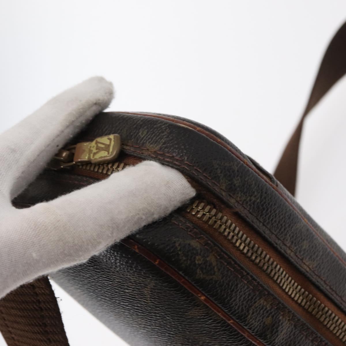 LOUIS VUITTON Monogram Pochette Gange Shoulder Bag M51870 LV Auth 157183