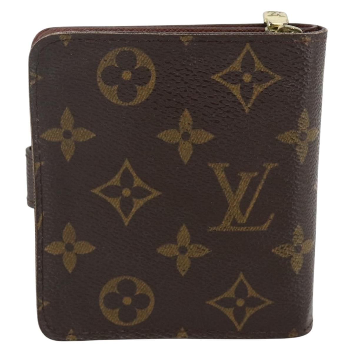 LOUIS VUITTON Monogram Compact Zip Wallet M61667 LV Auth 157192