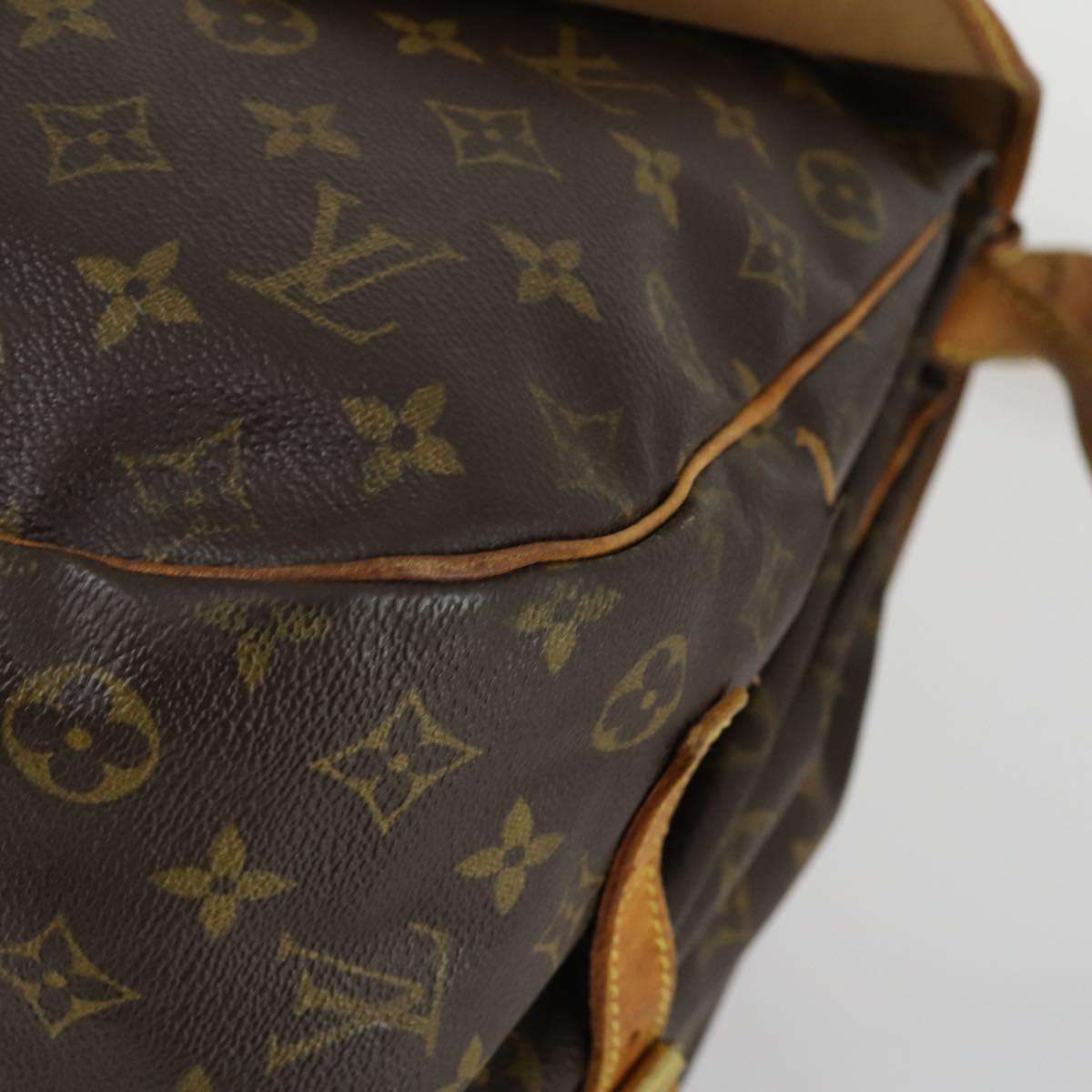 LOUIS VUITTON Monogram Saumur 35 Shoulder Bag M42254 LV Auth 157246