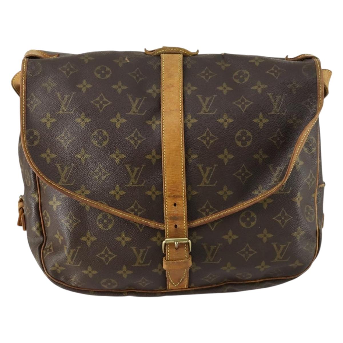 LOUIS VUITTON Monogram Saumur 35 Shoulder Bag M42254 LV Auth 157246