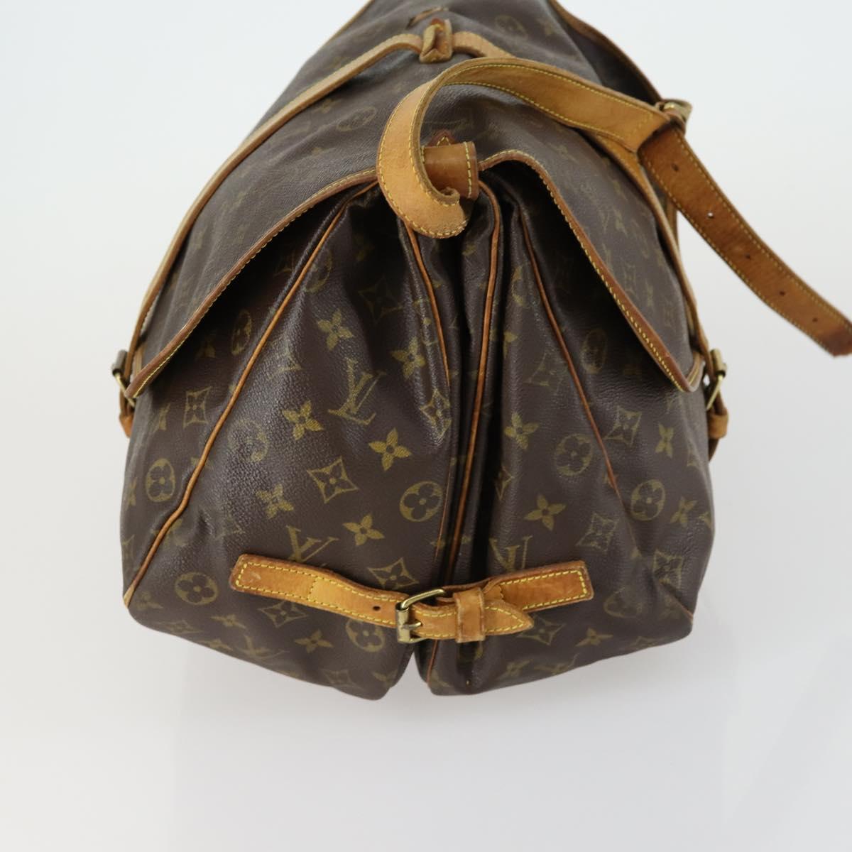 LOUIS VUITTON Monogram Saumur 35 Shoulder Bag M42254 LV Auth 157246