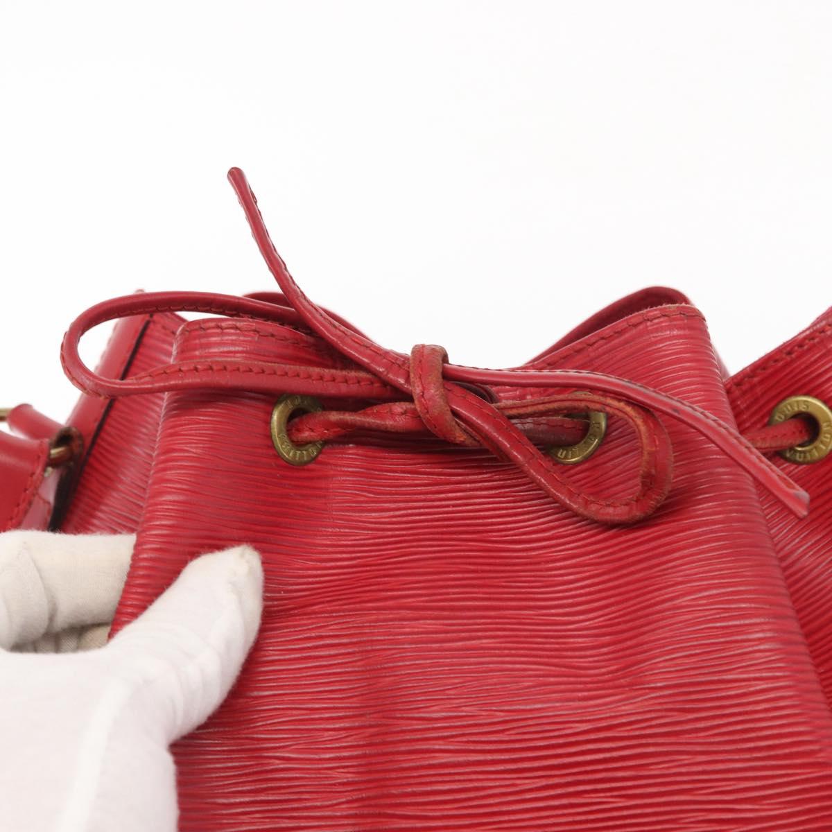 LOUIS VUITTON Epi Petit Noe Shoulder Bag Red M44107 LV Auth 157304