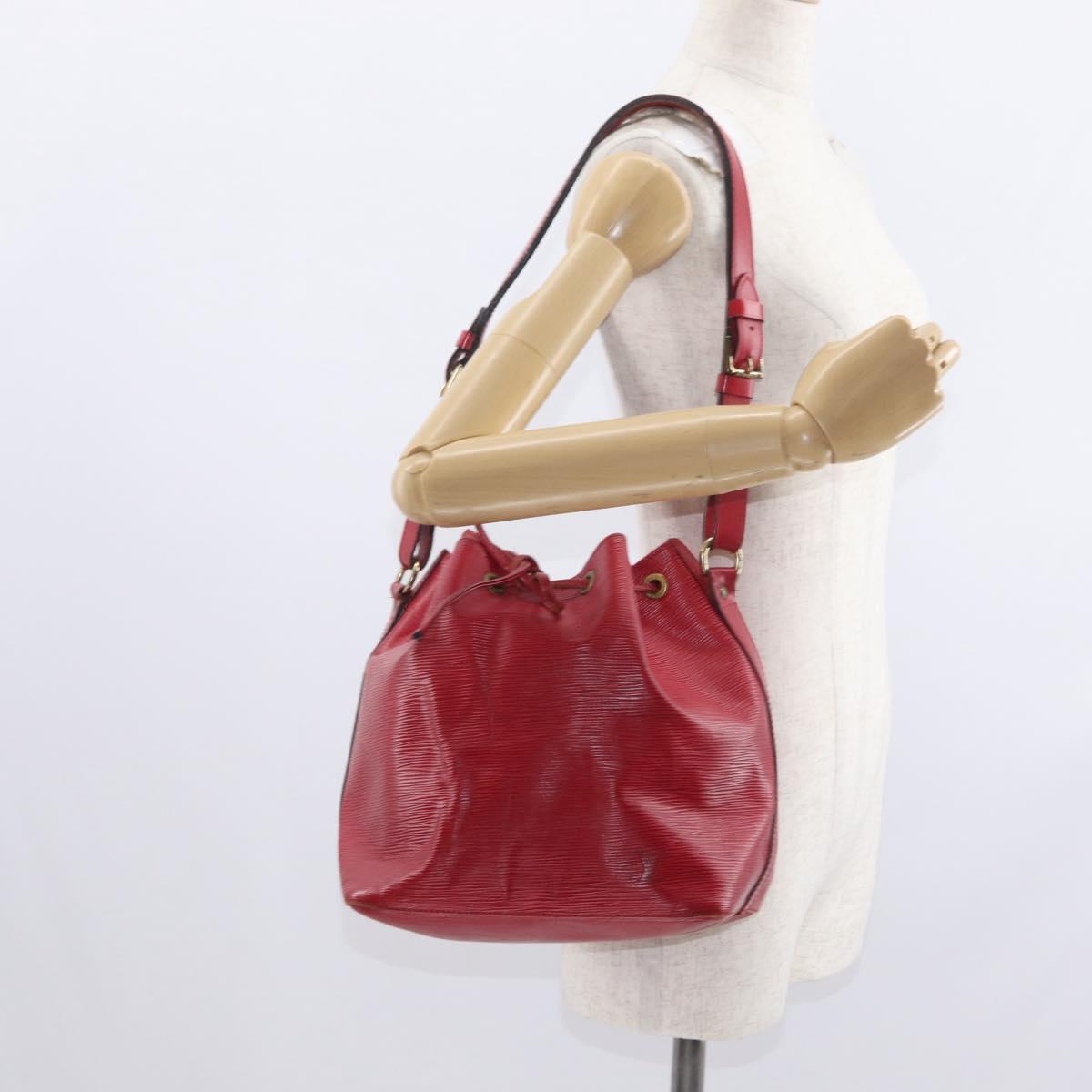 LOUIS VUITTON Epi Petit Noe Shoulder Bag Red M44107 LV Auth 157304