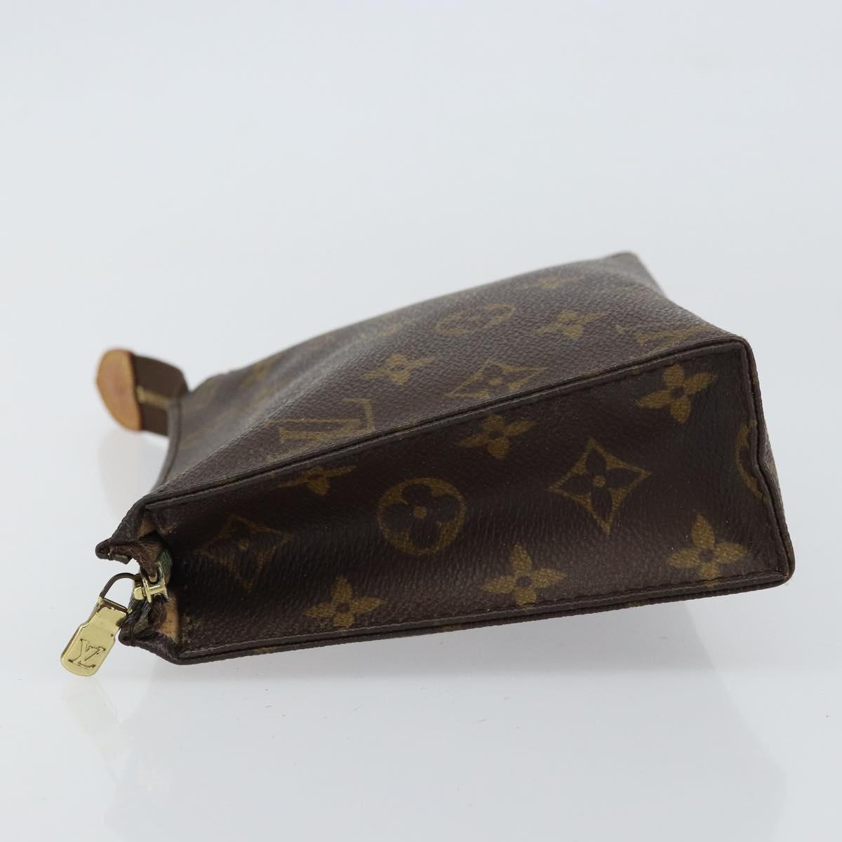 LOUIS VUITTON Monogram Poche Toilette 19 Pouch M47544 LV Auth 157324