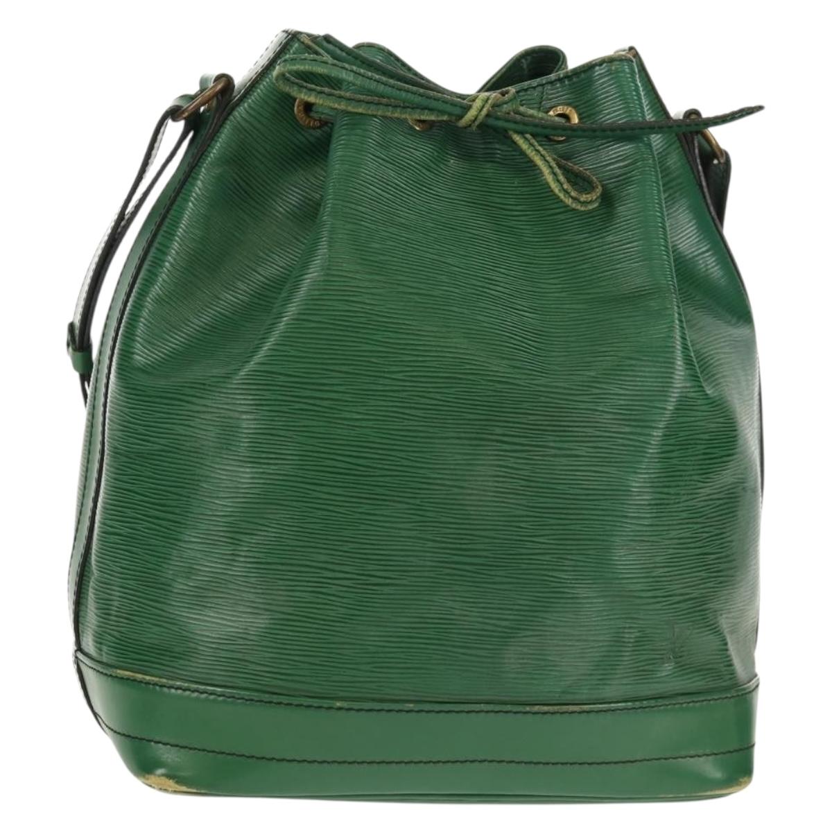 LOUIS VUITTON Epi Noe Shoulder Bag Green M44004 LV Auth 157737