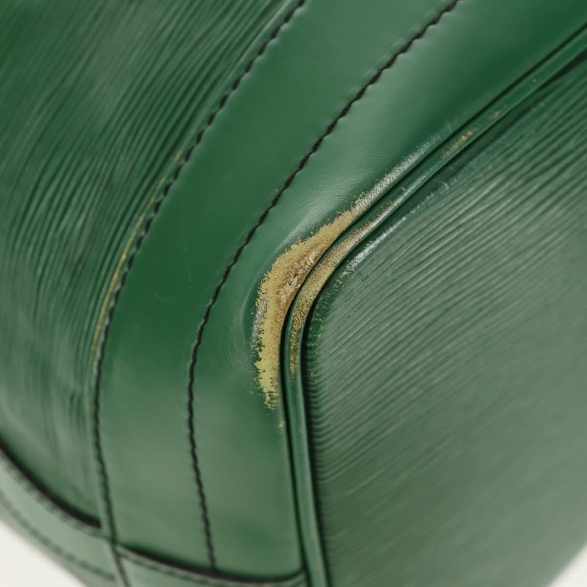 LOUIS VUITTON Epi Noe Shoulder Bag Green M44004 LV Auth 157737