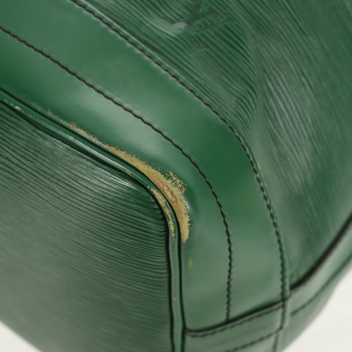 LOUIS VUITTON Epi Noe Shoulder Bag Green M44004 LV Auth 157737