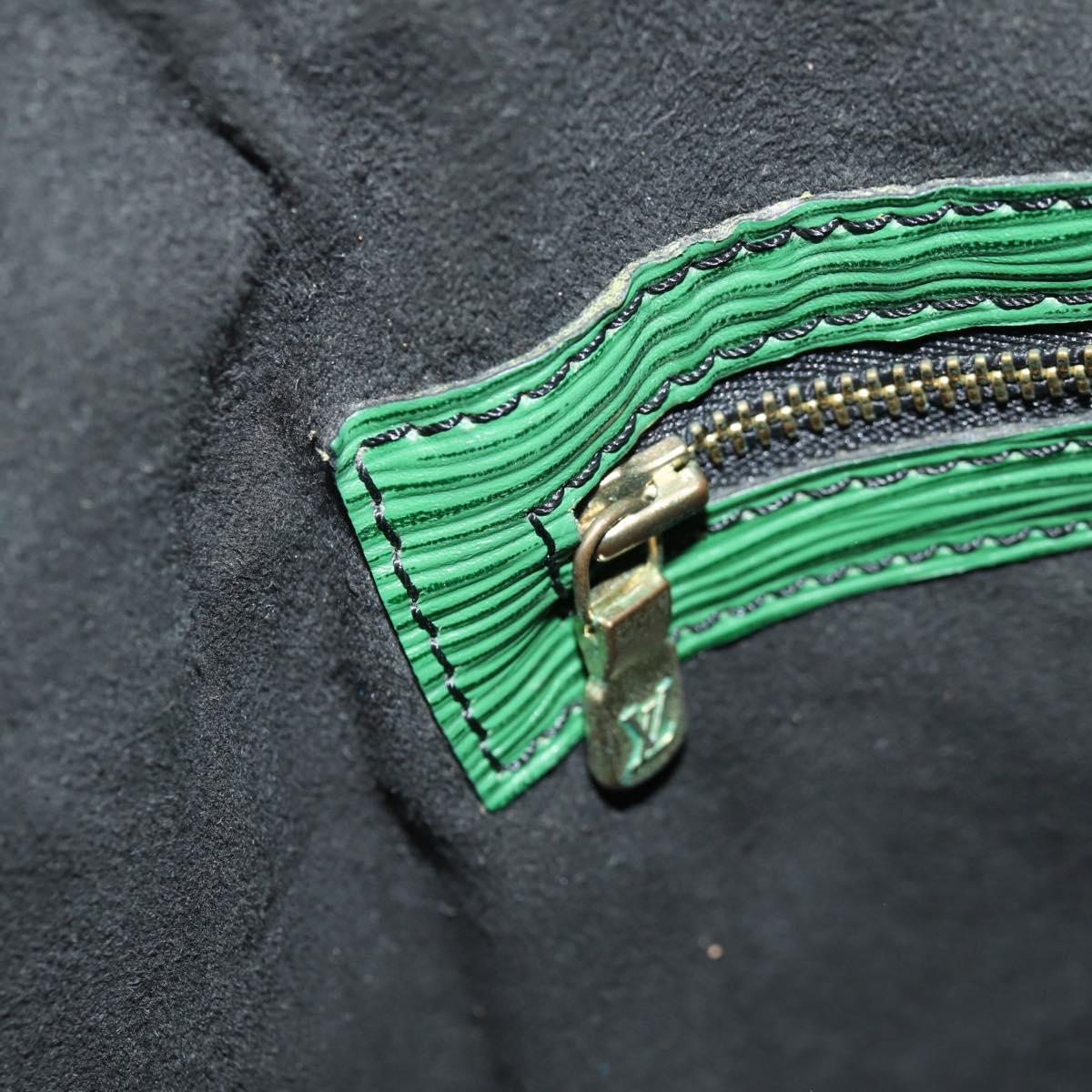 LOUIS VUITTON Epi Noe Shoulder Bag Green M44004 LV Auth 157737