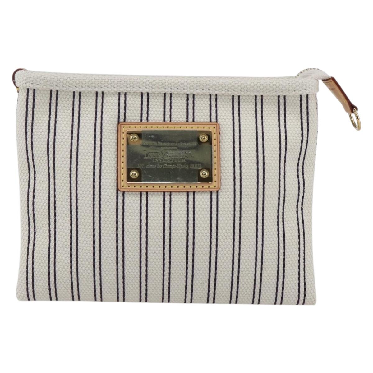 LOUIS VUITTON Antigua Pochette Platform PM Pouch White M40069 LV Auth 157812V