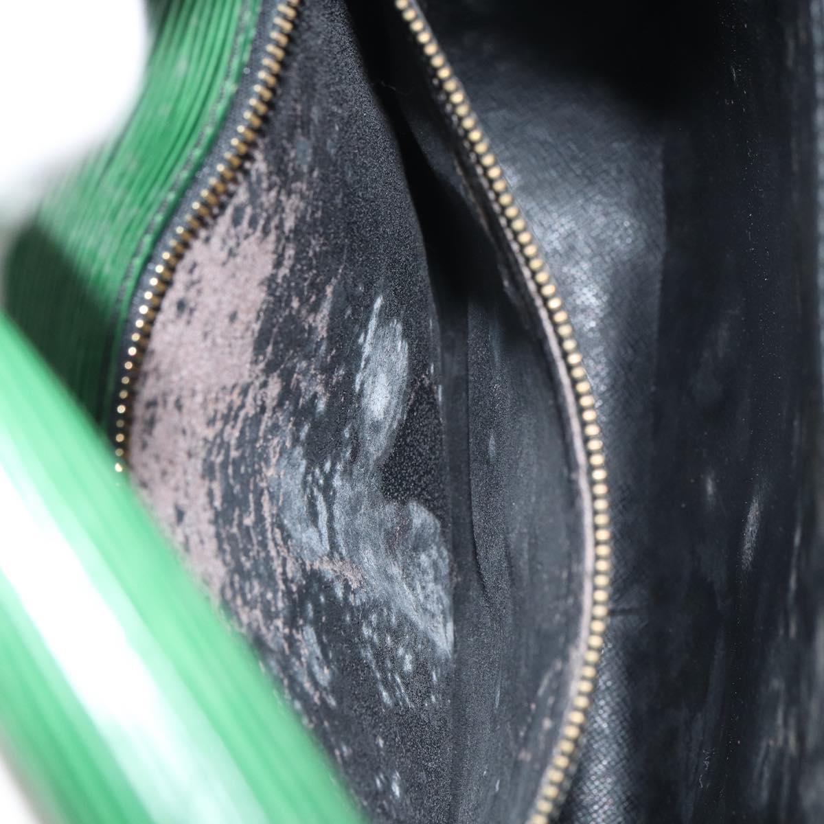 LOUIS VUITTON Epi Saint Cloud GM Shoulder Bag Green M52194 LV Auth 157851
