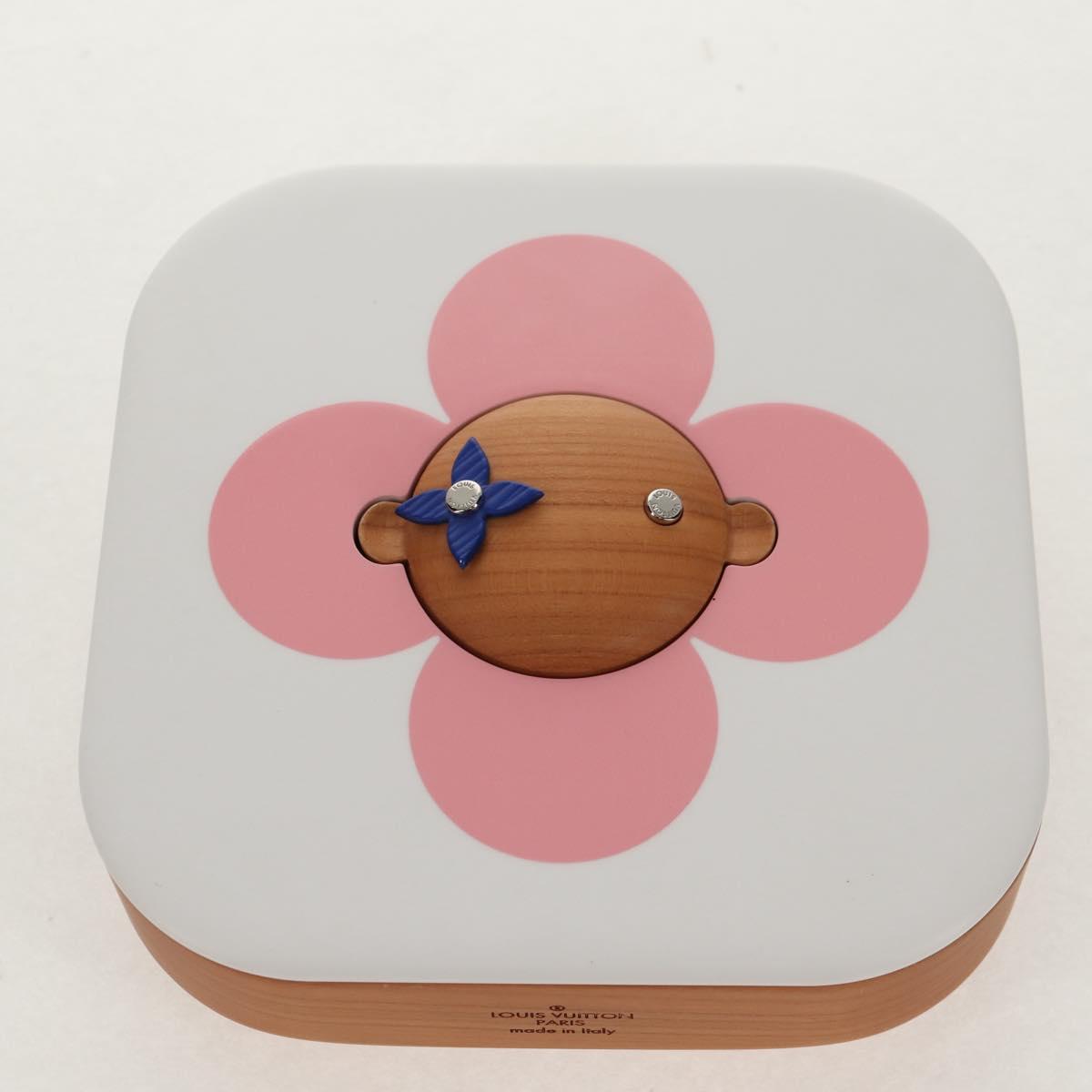 LOUIS VUITTON Boite Vivienne Paper weight plastic White M80992 LV Auth 157974SAM