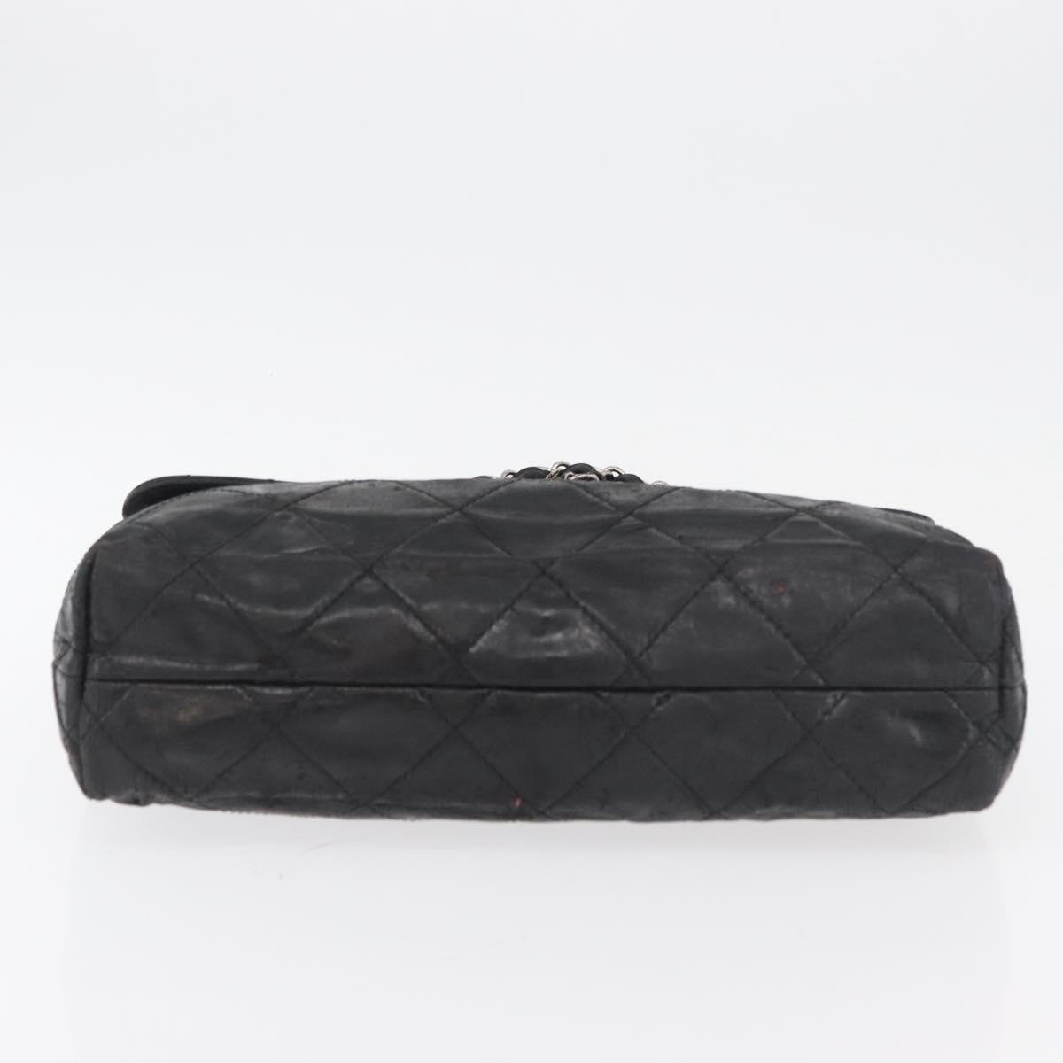 CHANEL Matelasse Chain Shoulder Bag Patent leather Black Silver CC Auth 158095