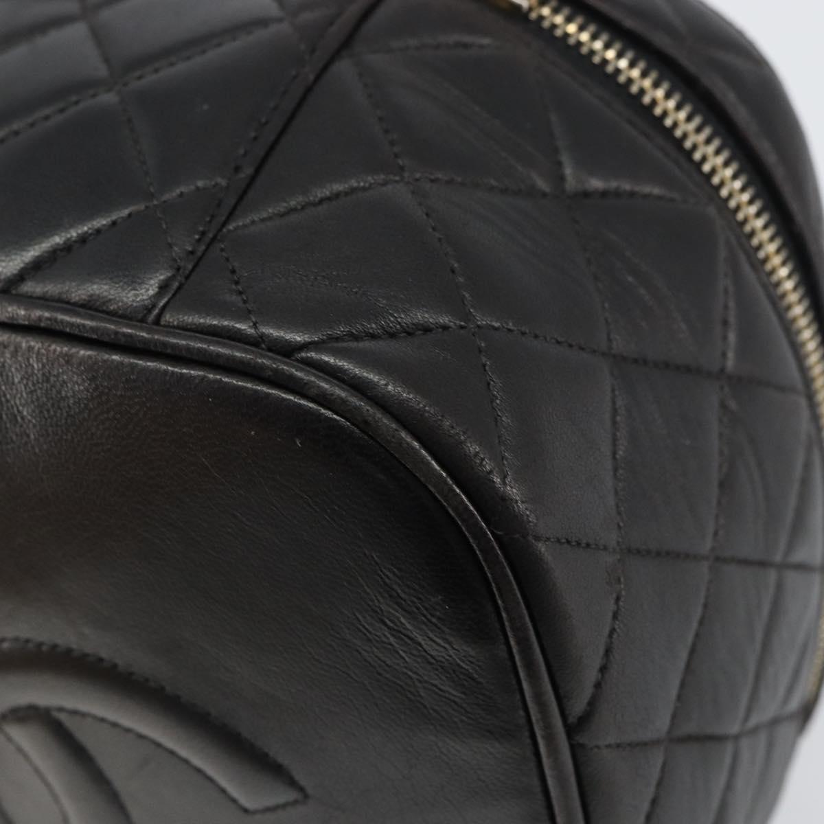 CHANEL Matelasse Vanity Pouch Hand Bag Lamb Skin Black Gold CC Auth 158160A