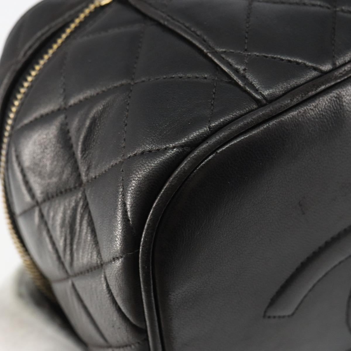 CHANEL Matelasse Vanity Pouch Hand Bag Lamb Skin Black Gold CC Auth 158160A