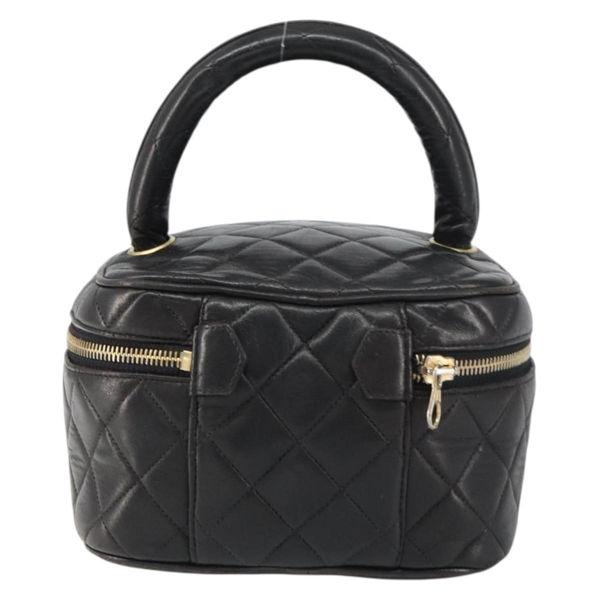 CHANEL Matelasse Vanity Pouch Hand Bag Lamb Skin Black Gold CC Auth 158160A