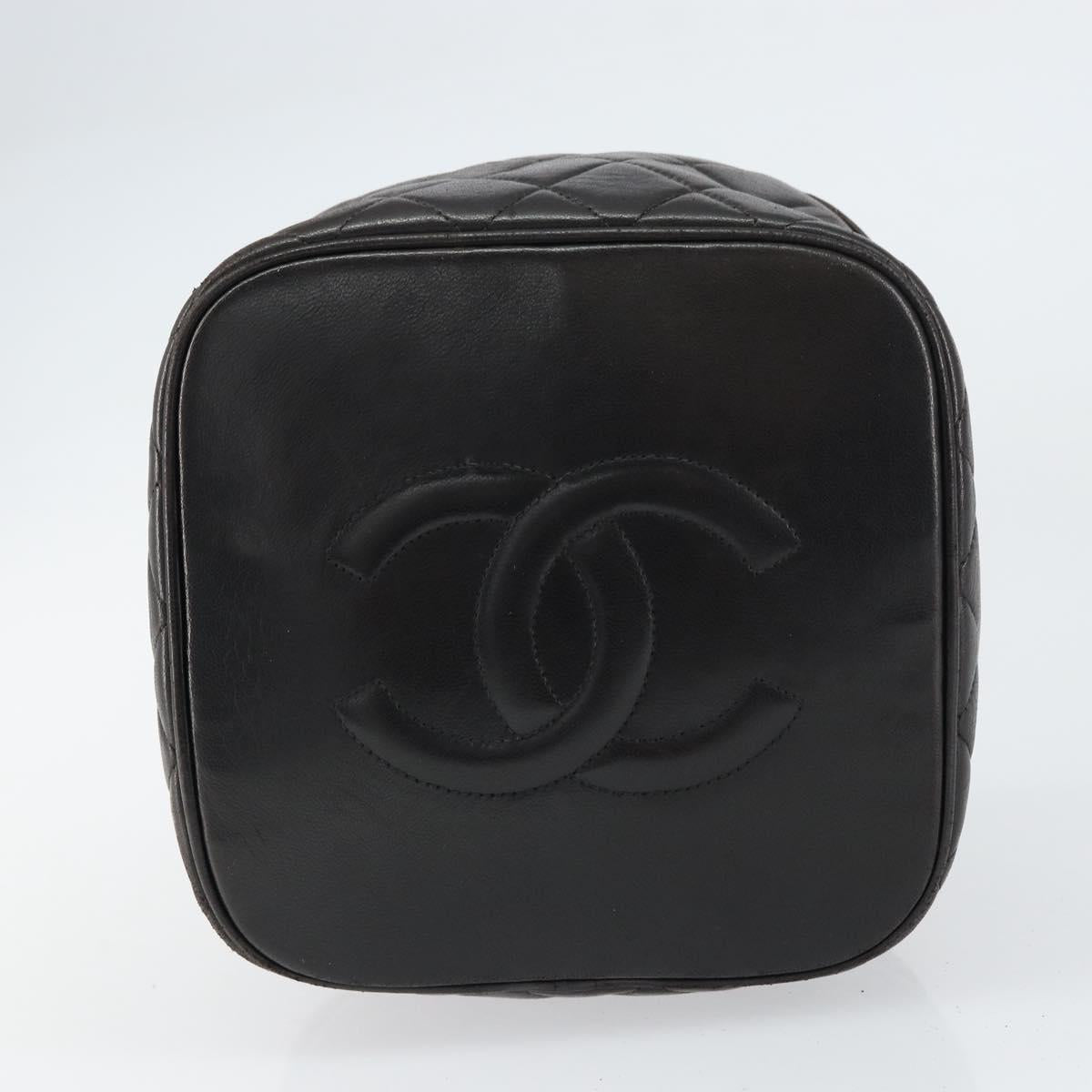 CHANEL Matelasse Vanity Pouch Hand Bag Lamb Skin Black Gold CC Auth 158160A