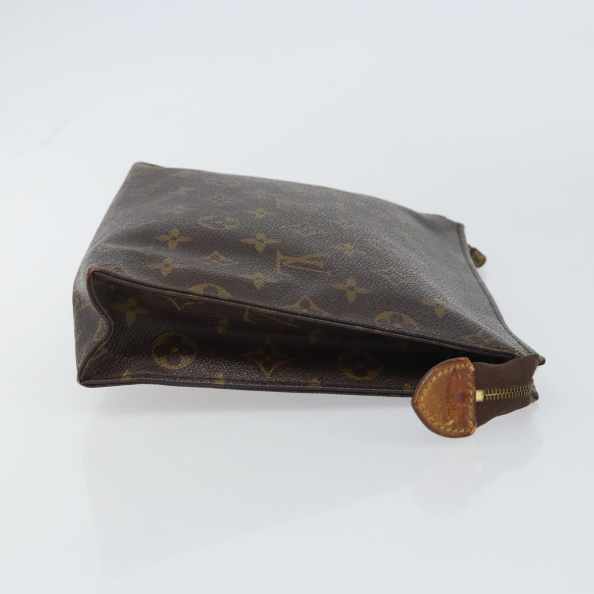 LOUIS VUITTON Monogram Poche Toilette 26 Pouch M47542 LV Auth 158337