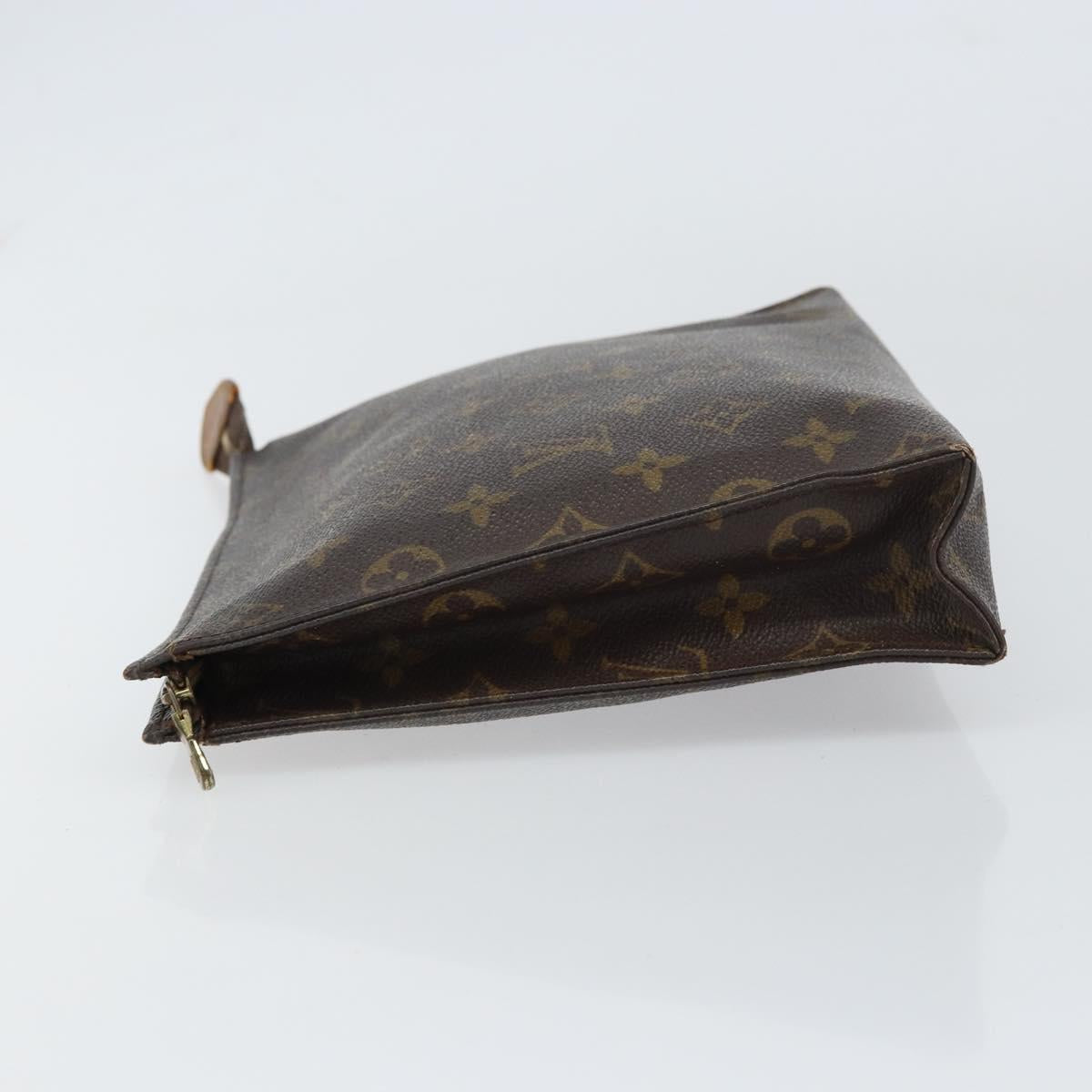 LOUIS VUITTON Monogram Poche Toilette 26 Pouch M47542 LV Auth 158337