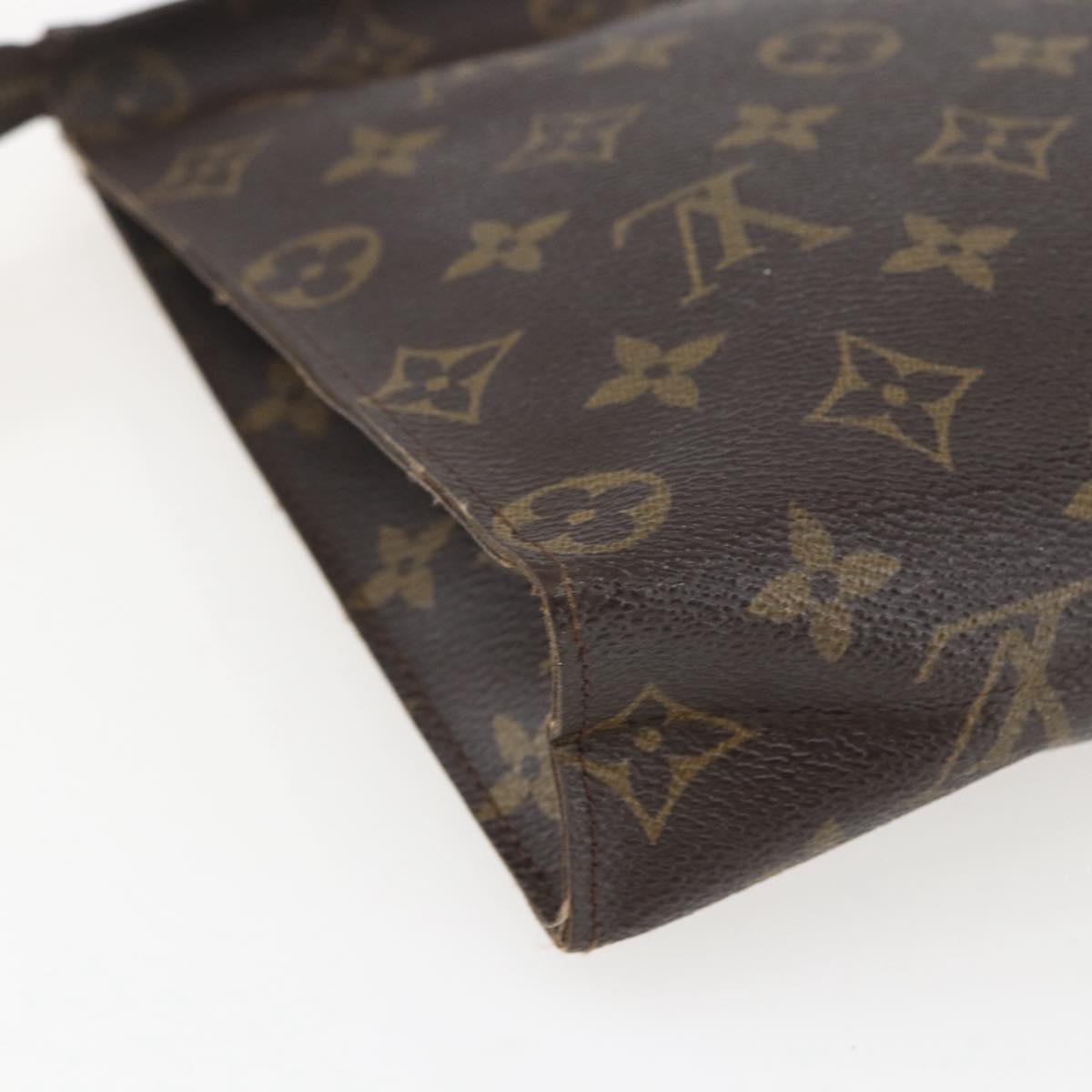 LOUIS VUITTON Monogram Poche Toilette 26 Pouch M47542 LV Auth 158339
