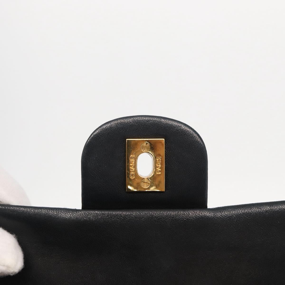 CHANEL Matelasse 25 Double Flap Chain Bag Lamb Skin Navy Gold CC Auth 158358SAV