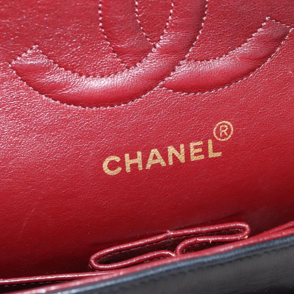 CHANEL Matelasse 25 Double Flap Chain Bag Lamb Skin Navy Gold CC Auth 158358SAV