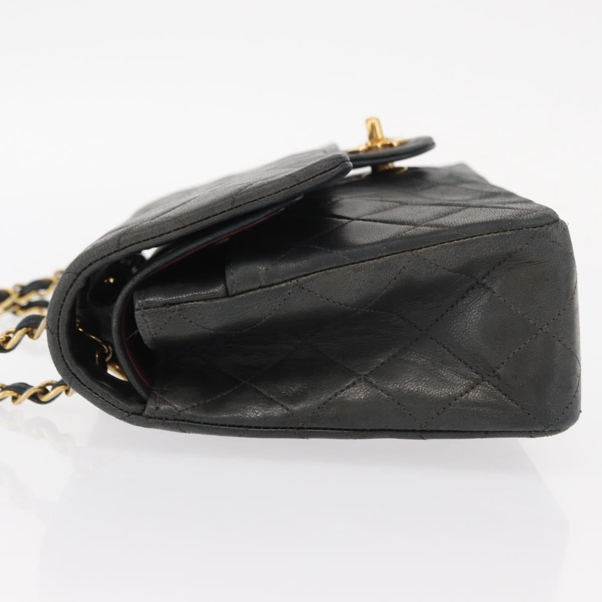 CHANEL Matelasse 25 Double Flap Chain Bag Lamb Skin Navy Gold CC Auth 158358SAV