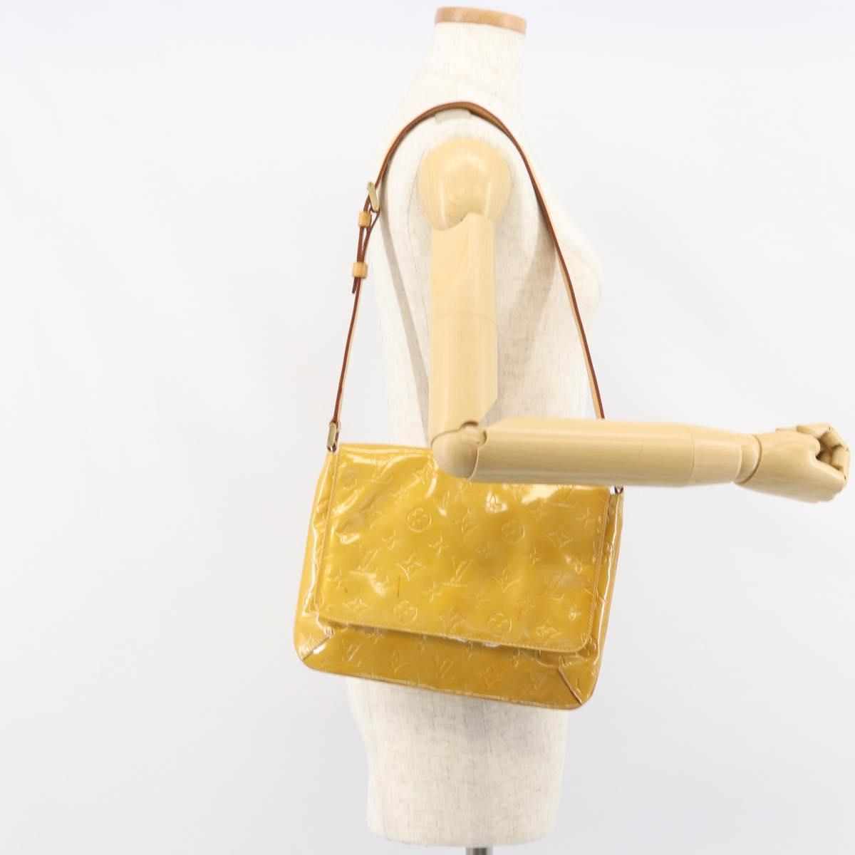 LOUIS VUITTON Monogram Vernis Thompson Street Bag Beige M91301 LV Auth 158629
