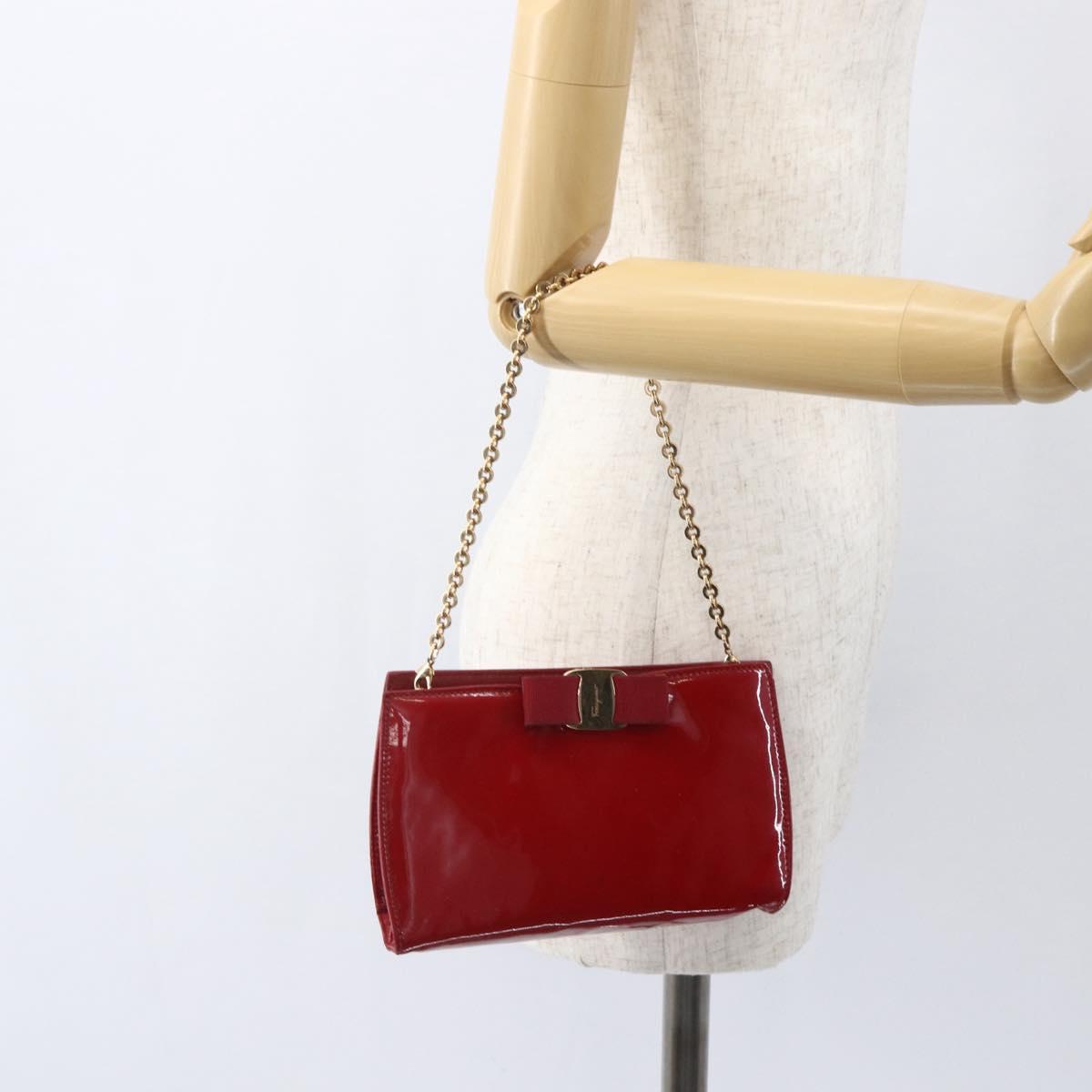 Salvatore Ferragamo Chain Accessory Pouch Patent leather Red Gold Auth 158654