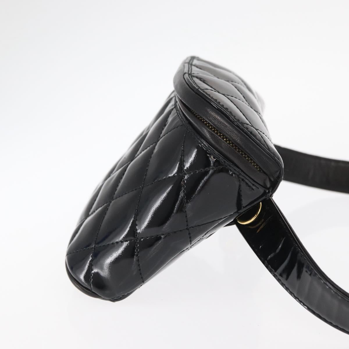 CHANEL Matelasse Waist bag Patent leather Black Gold CC Auth 158866SAV